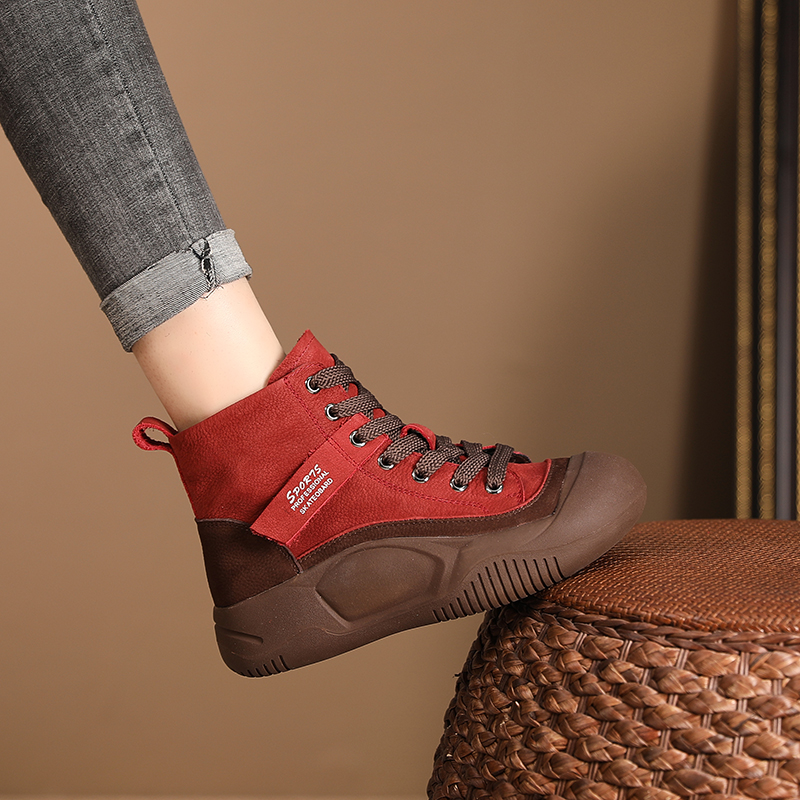 Leather Retro Soft-soled Sneakers