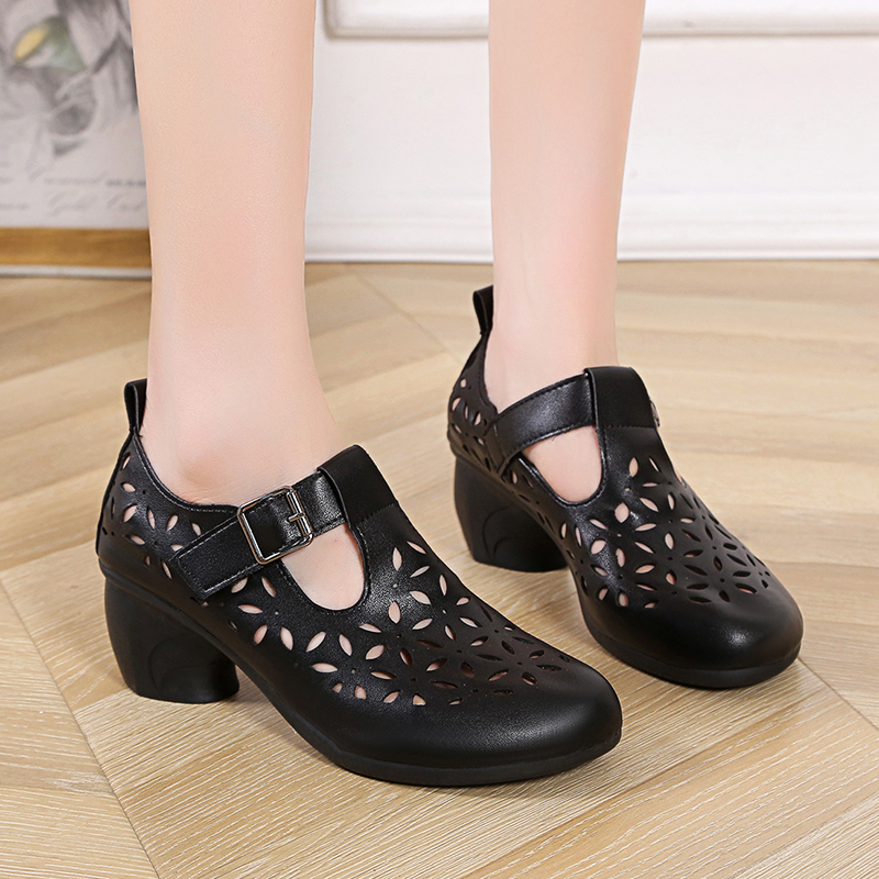Vintage Leather Ethnic Casual Shoes