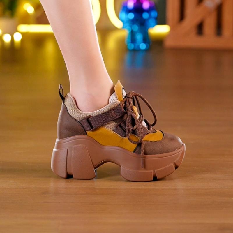 Versatile Platform Orthopedic Shoes