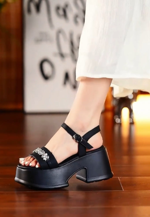 Elegant diamond lace heightening sandals