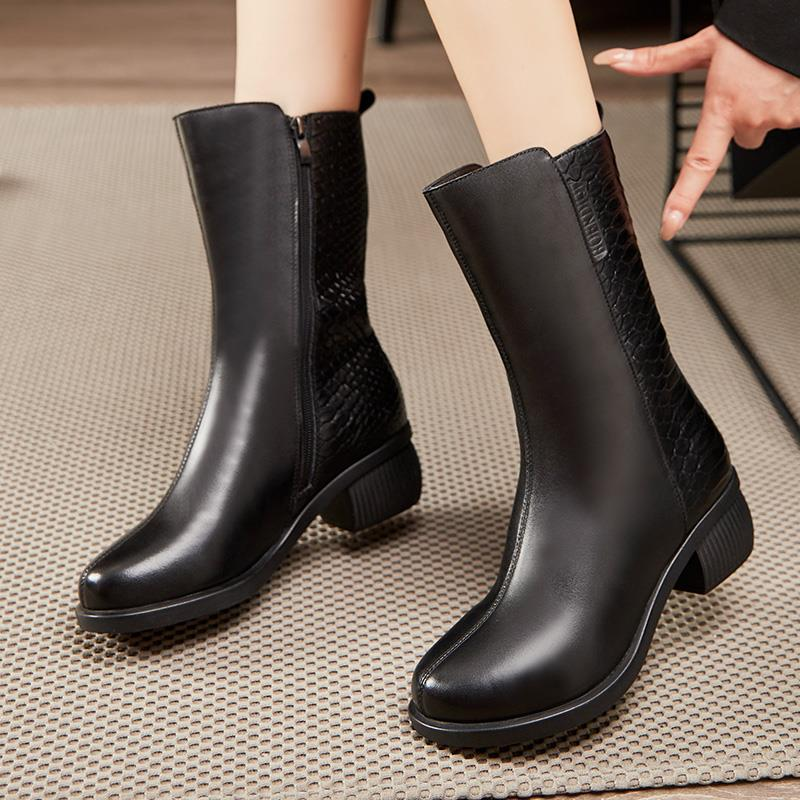 Pure leather durable and versatile boots