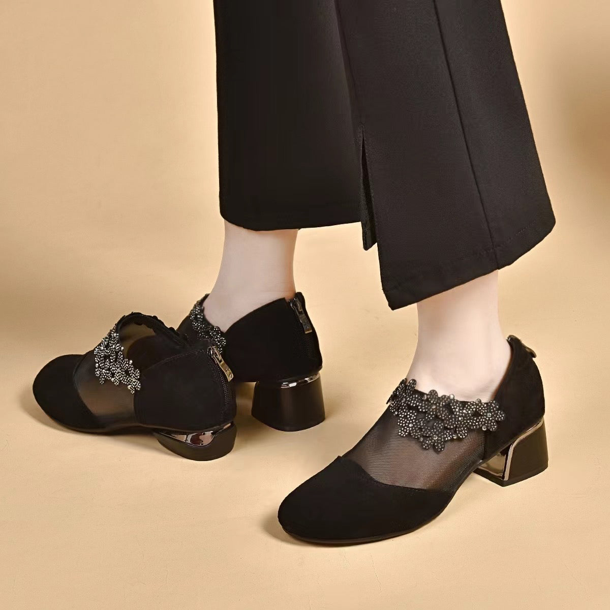 Comfortable and breathable velvet casual sandals