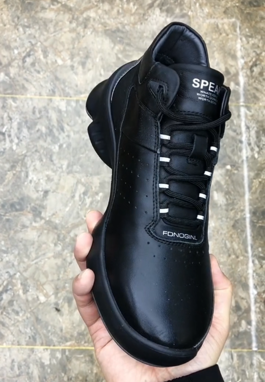 Men's high-quality sports shoes