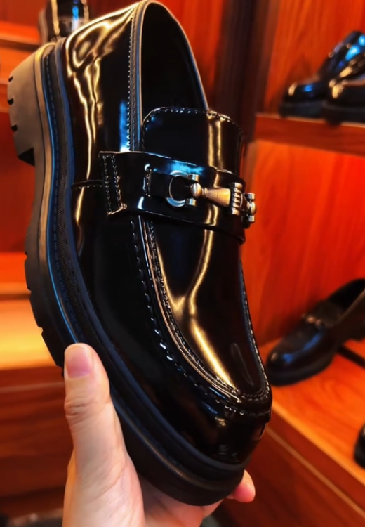 Men's smooth high-quality casual leather shoes