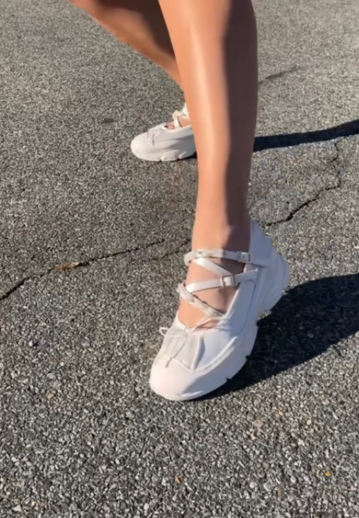 Women's fashion ballet style sneakers