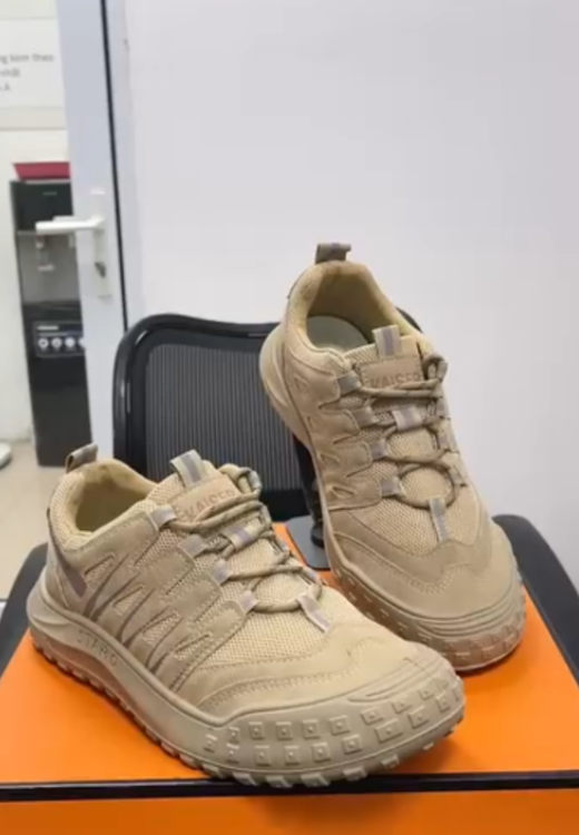 Men's anti-slip casual shoes with khaki tire soles