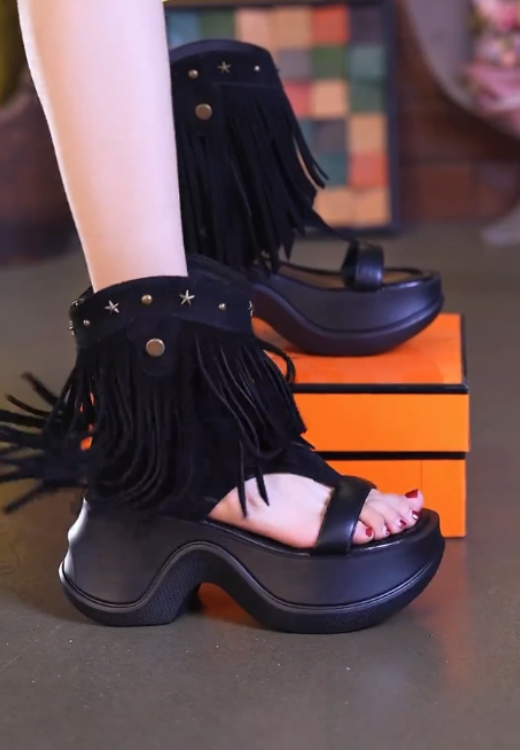 Tassel toe-exposed heightening sandals