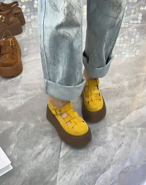 Spring soft-soled sponge cake leather shoes