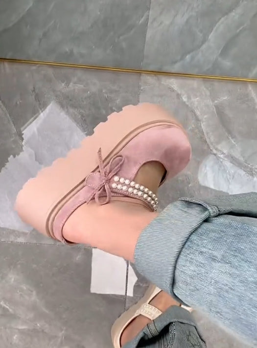 Pearl shoelace raised soft soled sandal