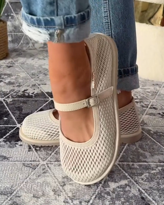 Hollow breathable flat-bottomed soft casual shoes