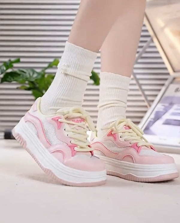 Pink breathable heightening casual shoes