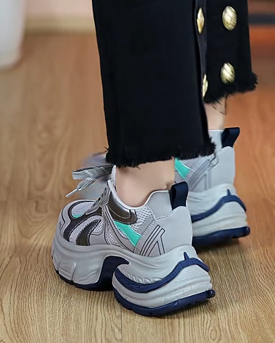Heightening mesh breathable casual shoes