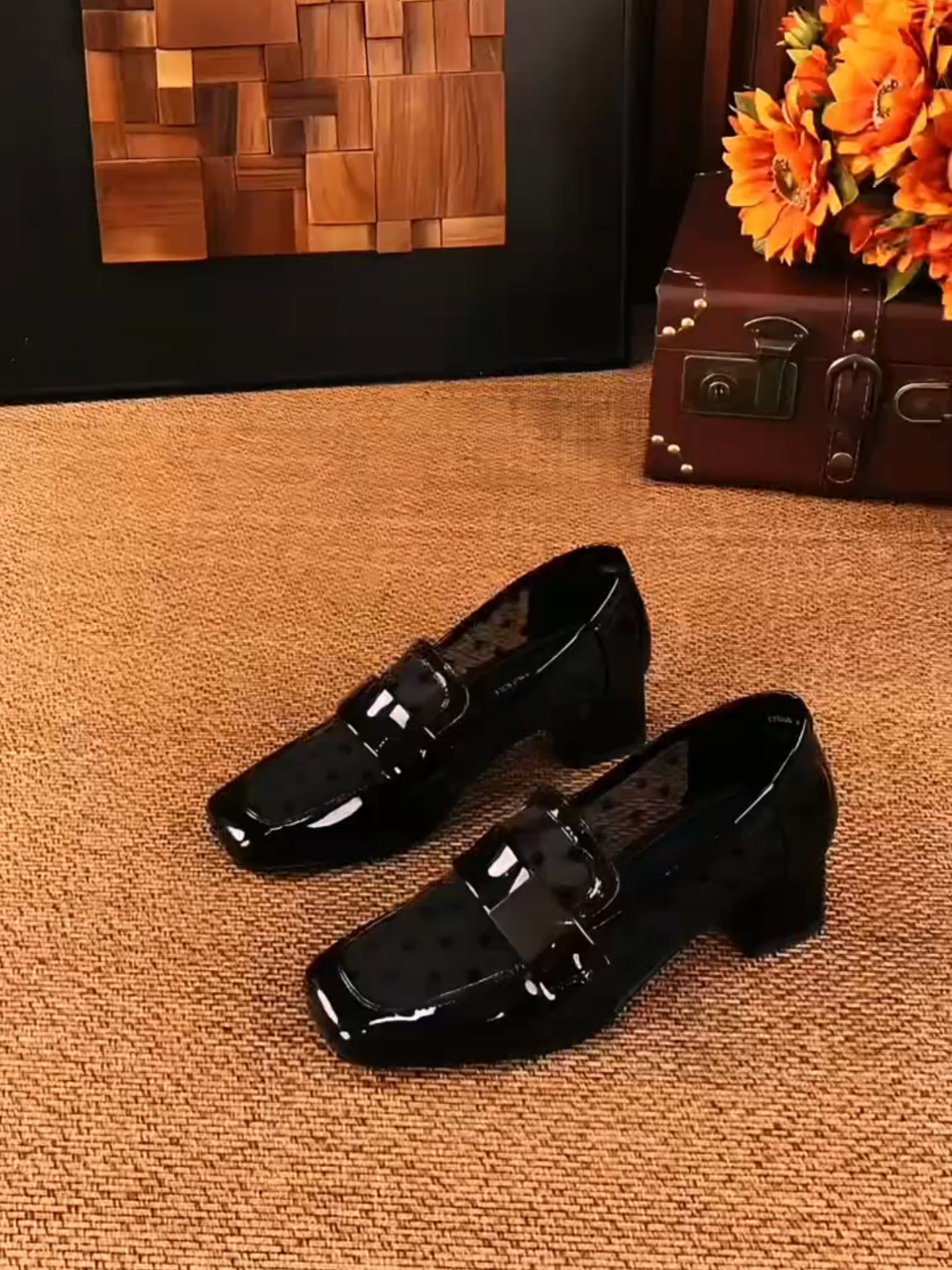Elegant breathable polka-dot casual shoes