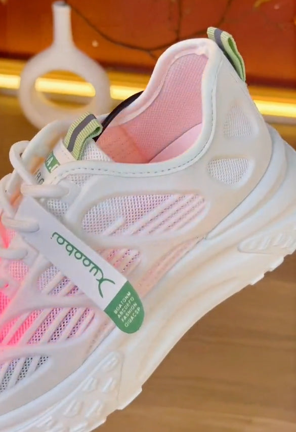 Ultra-thin breathable mesh shoes