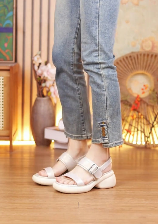 Classic soft-soled metal buckle casual sandals