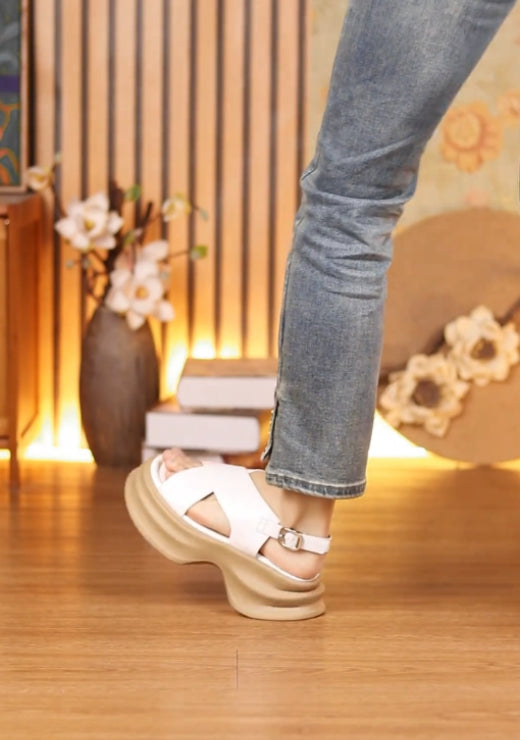 Classic soft leather comfortable and elegant sandals
