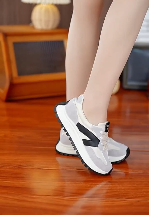 V-inverted leisure shoes
