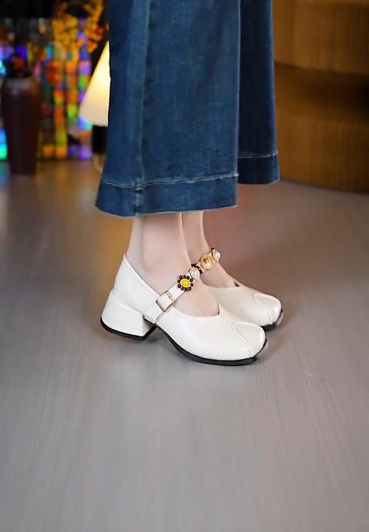 Soft leather badge buckle square head thick heel women's shoes
