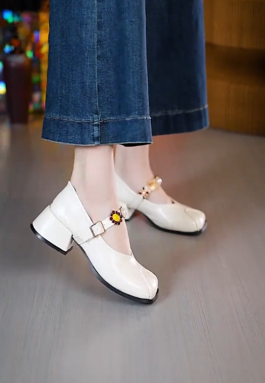 Soft leather badge buckle square head thick heel women's shoes