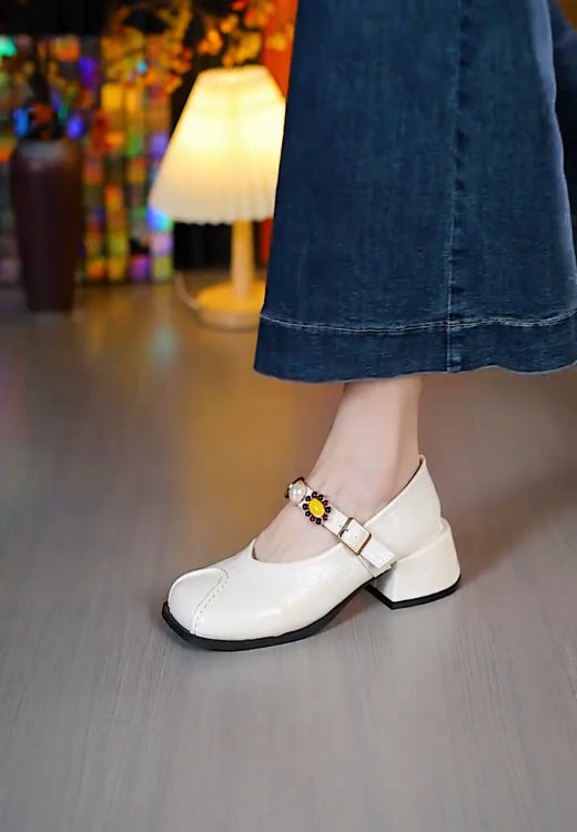 Soft leather badge buckle square head thick heel women's shoes