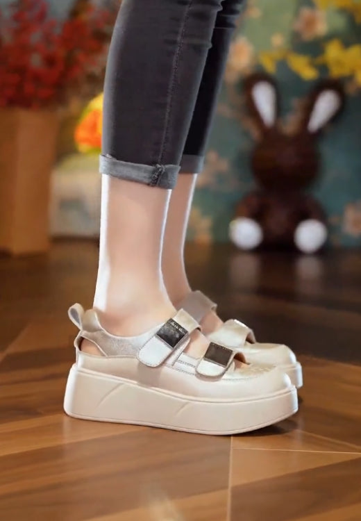 Non-slip sole silver shoe buckle casual sandals
