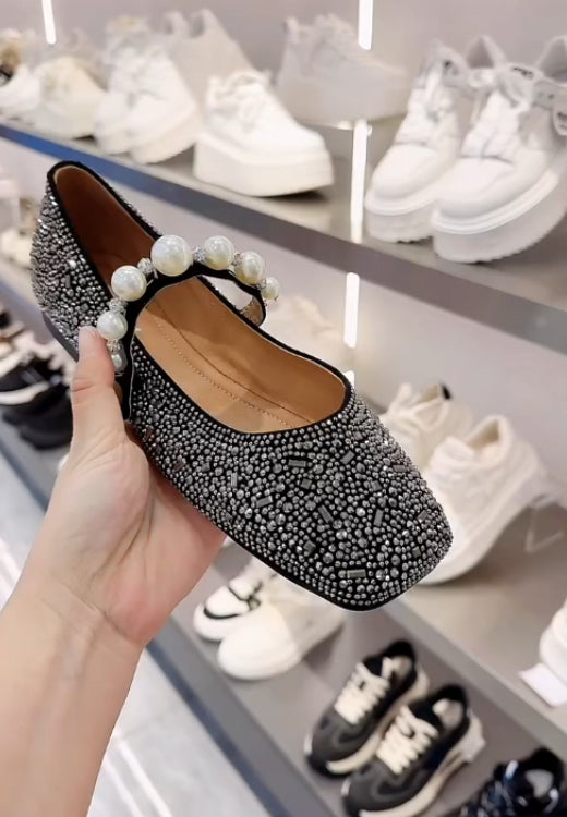 Elegant diamond Pearl buckle casual shoes