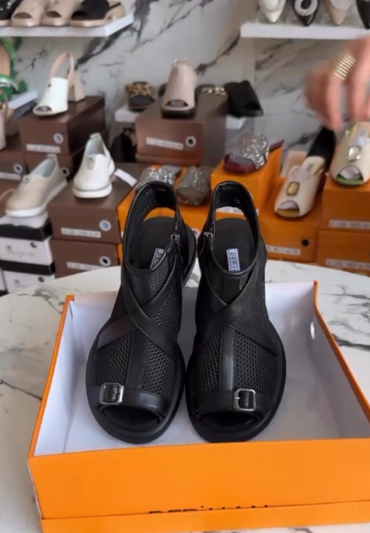 Fashion open-toed breathable mesh sandals