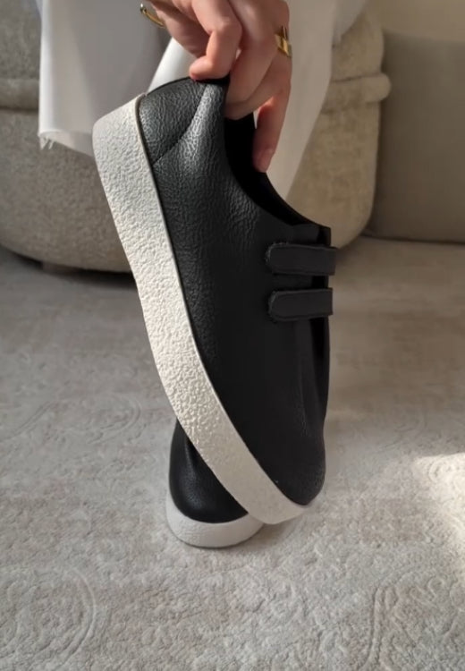 Classic hook and loop solid suede casual shoes