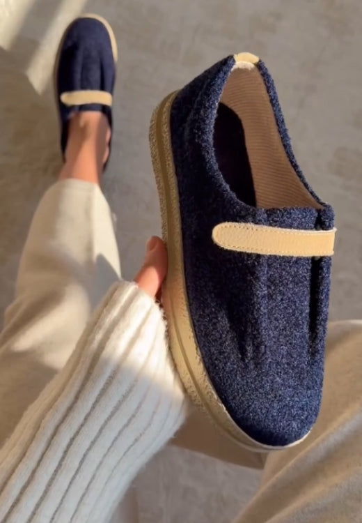 High quality navy blue hook and loop leisure shoes