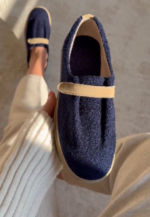 High quality navy blue hook and loop leisure shoes