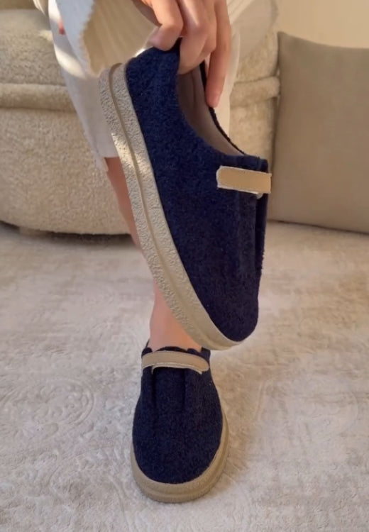 High quality navy blue hook and loop leisure shoes