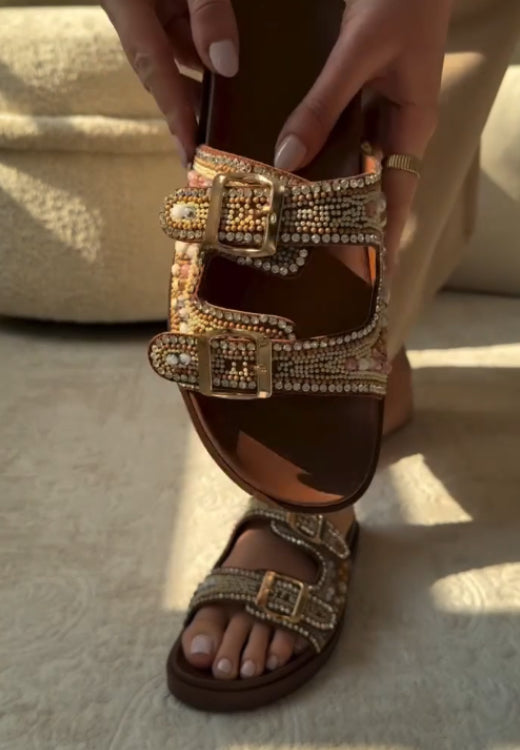 Diamond inlaid belt buckle slippers