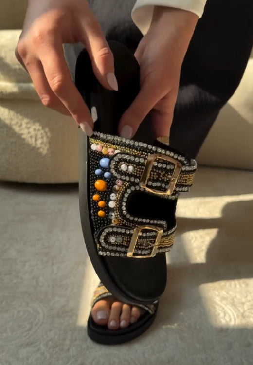 Diamond inlaid belt buckle slippers