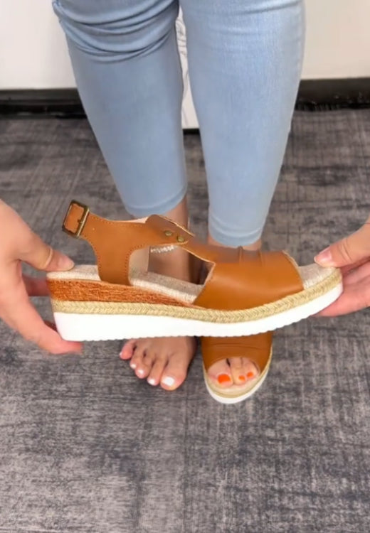 Leather breathable soft leather soft soled sandals