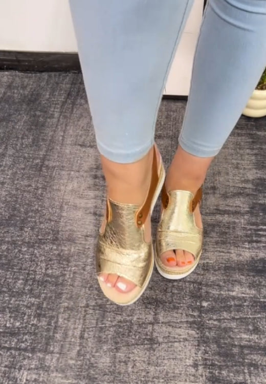 Super lightweight & comfy slipon platform sandal