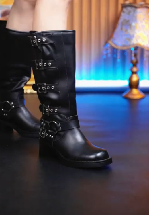 Comfortable moto boot for women