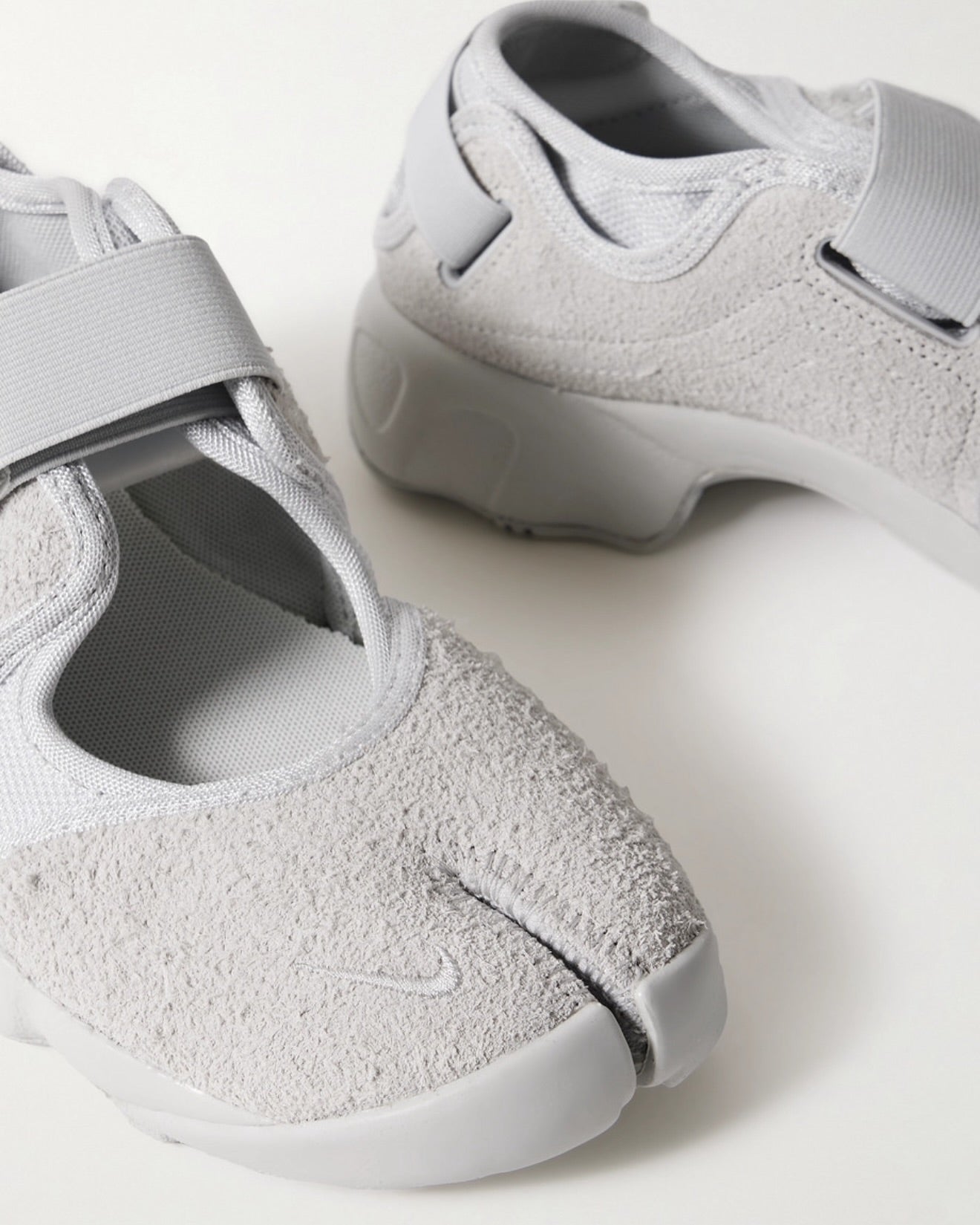 2025 New Women's Fashion Comfortable Casual Shoes