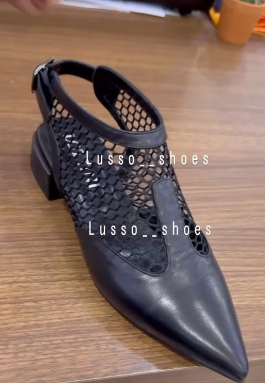 Fashion fishnet pointed casual leather shoes