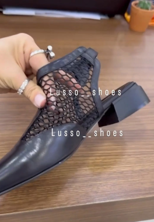 Fashion fishnet pointed casual leather shoes