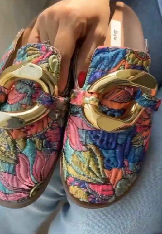 Color printed metal half slippers
