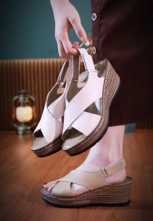 Comfortable soft-soled wide-footed sandals