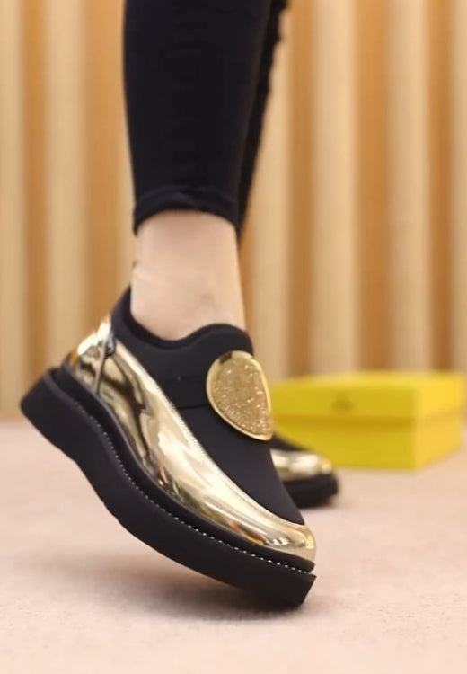 Silver moon patch glossy casual shoes