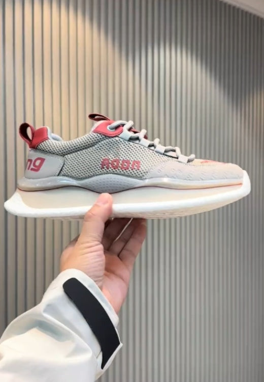 Red-gray color matching mesh sneakers