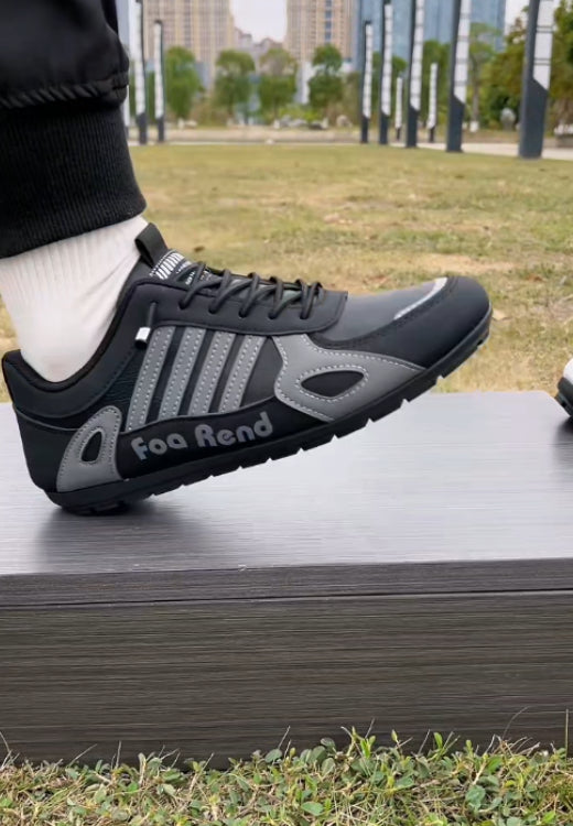 Men's casual shoes with grey letters