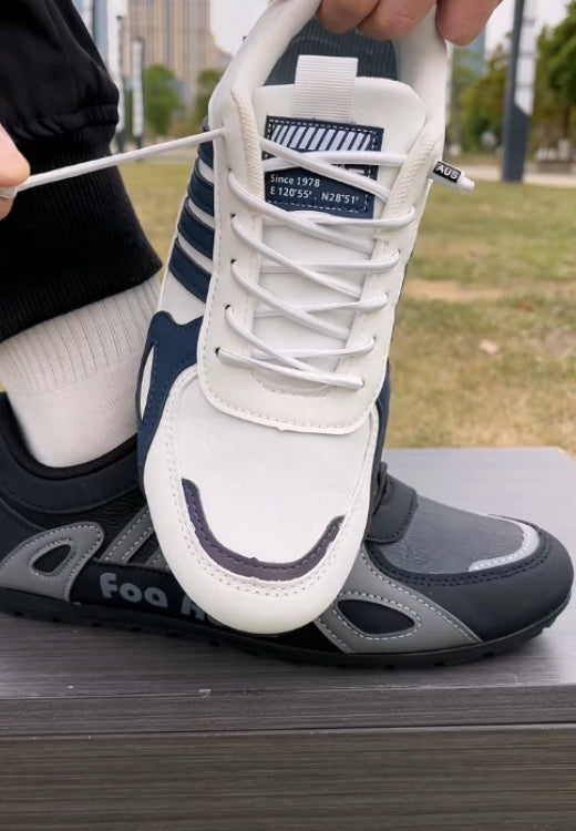 Men's casual shoes with grey letters