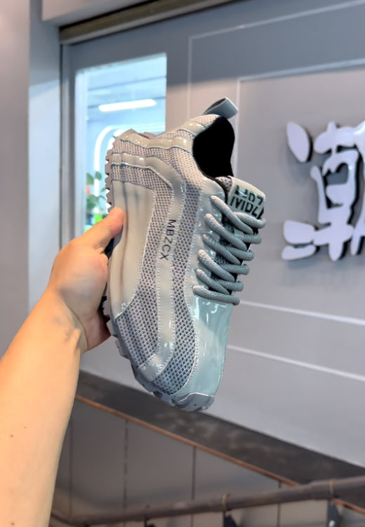 Men's patent leather mesh stitching casual shoes