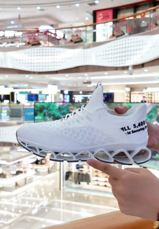 Men's white elastic letter flying shoes