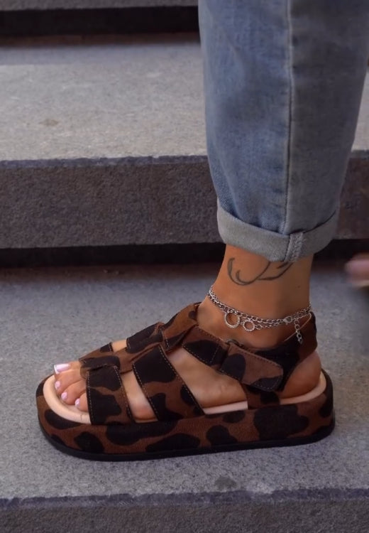 High quality leopard Roman sandals