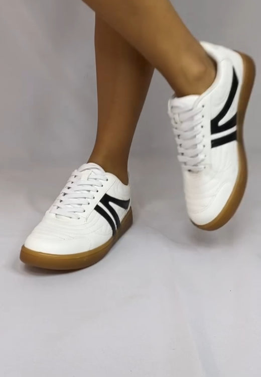 Women's soft-soled breathable casual shoes