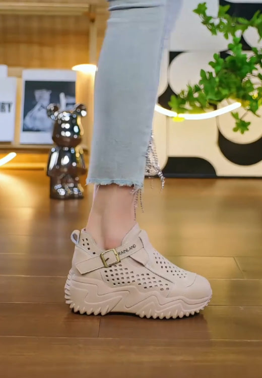 Khaki metal buckle hollow casual shoes